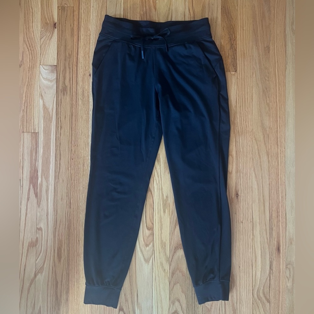 Lululemon Align Joggers size 8
